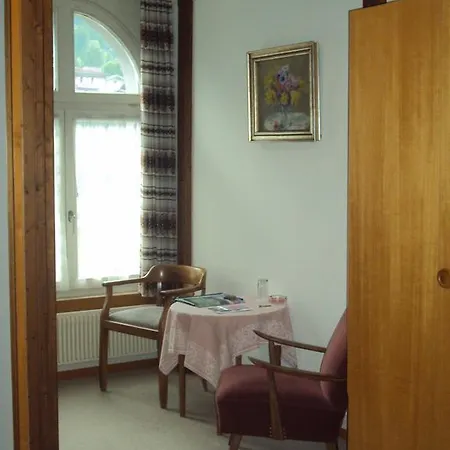 Oberlanderhof Бёнинген