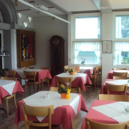 Oberlanderhof Отель 2*