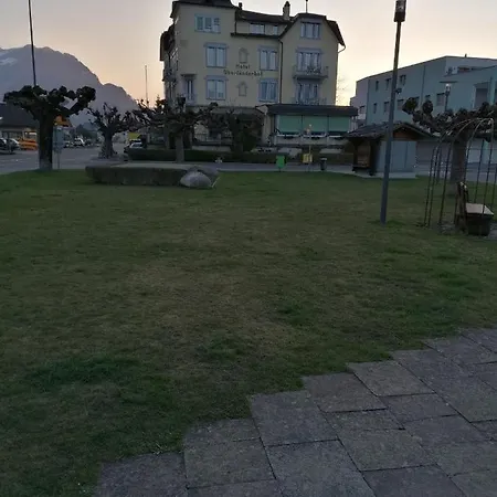 Отель Oberlanderhof 2*